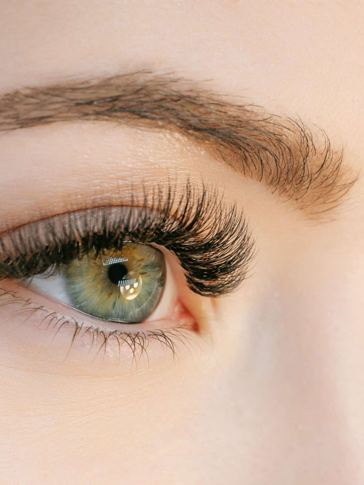 melhores séruns para crescimento de cílios naturais