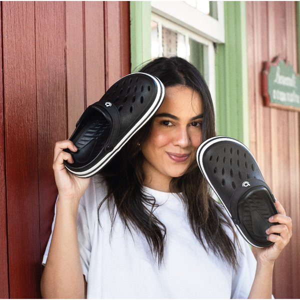 clog feminino confortável