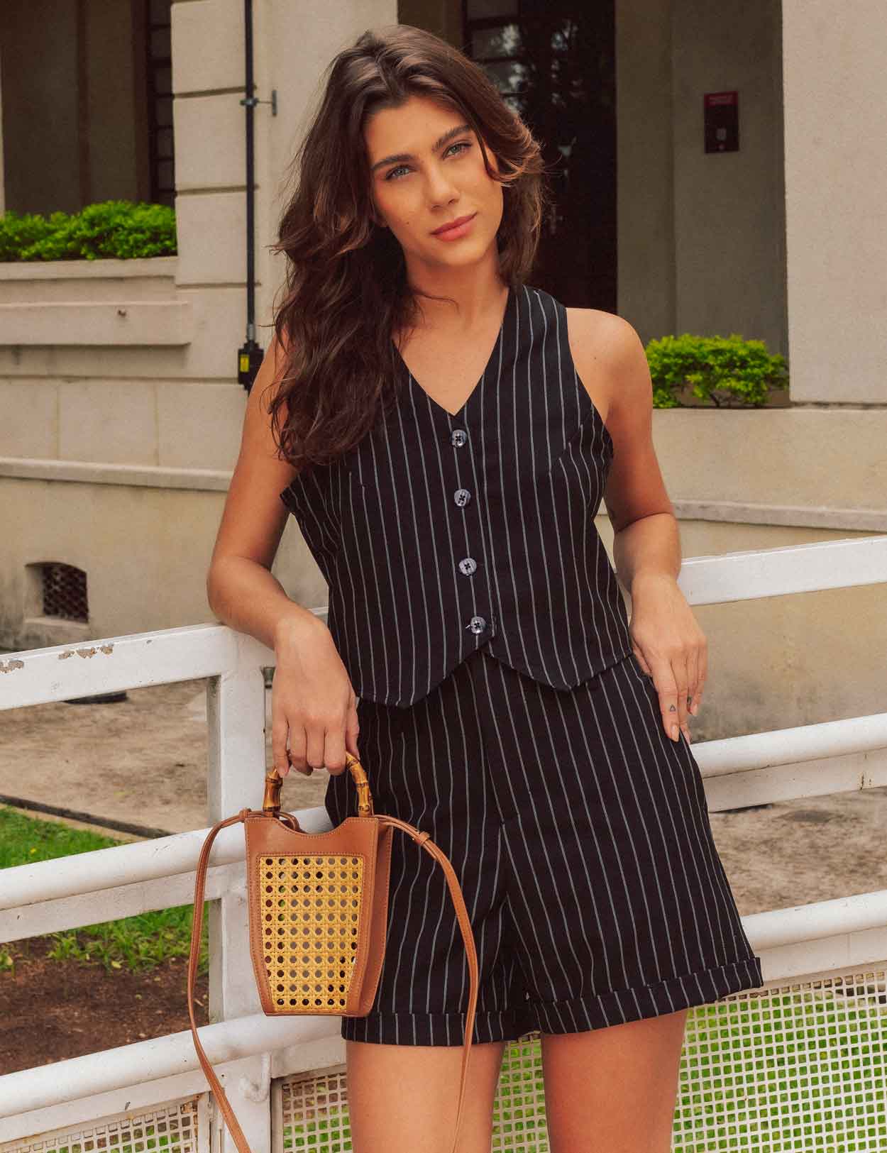 colete alfaiataria feminino curto