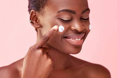 Protetor Solar em Pó Compacto: Quando e Como Usar para Retoques Rápidos