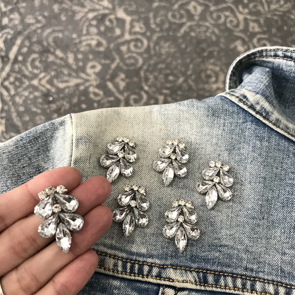 erros comuns ao aplicar pedrarias em roupas