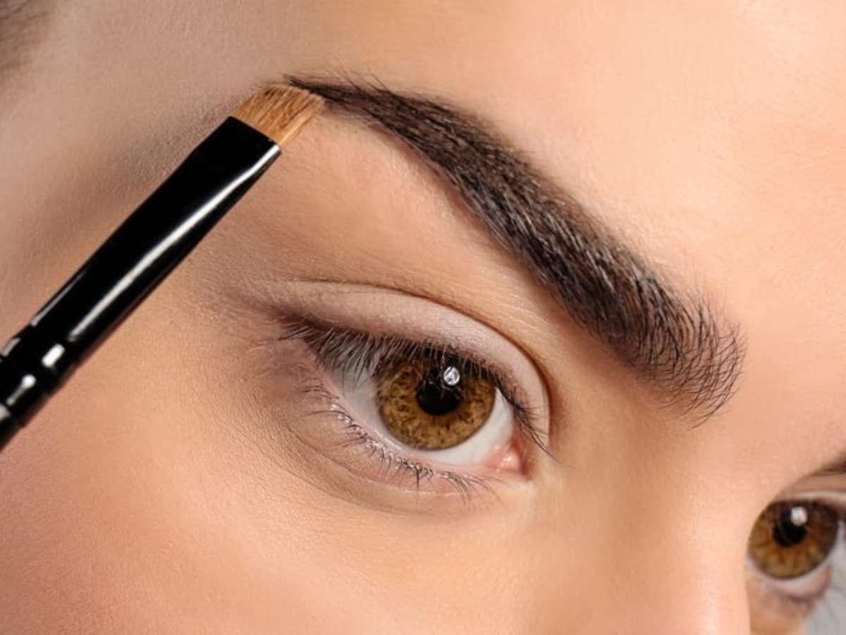 Guia Completo de Maquiagem para Sobrancelhas: Produtos e Técnicas