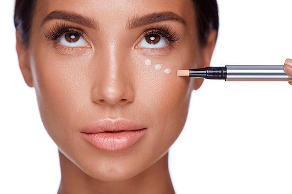 Dicas de Emergência: O Que Fazer Quando Não Se Tem Corretivo Colorido?