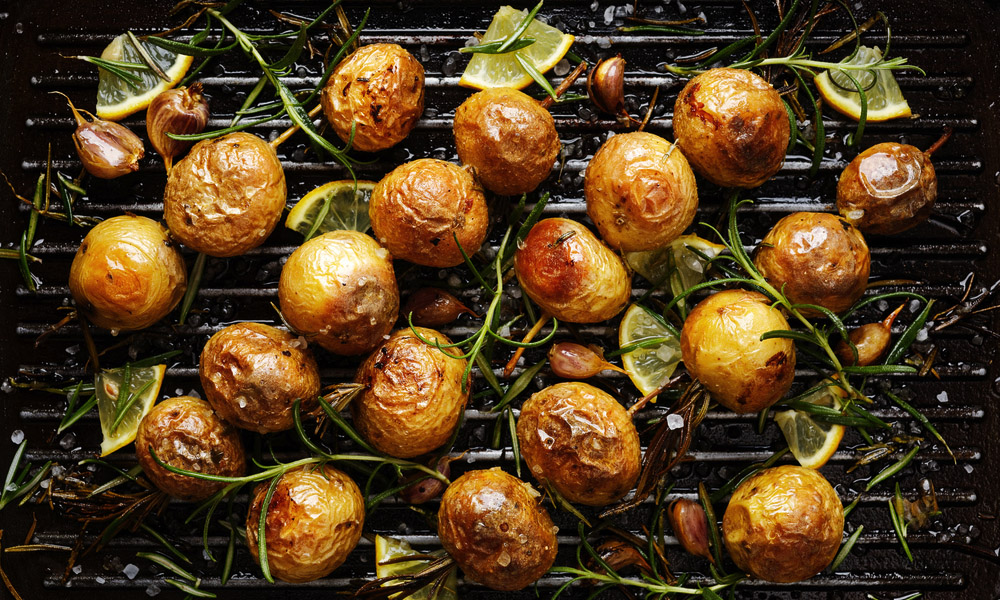 Batata Rústica vs. Batata no Papel Alumínio: Qual Escolher?