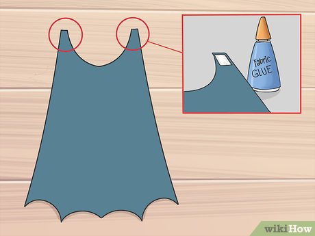 Decoração de festas com capas de TNT para móveis