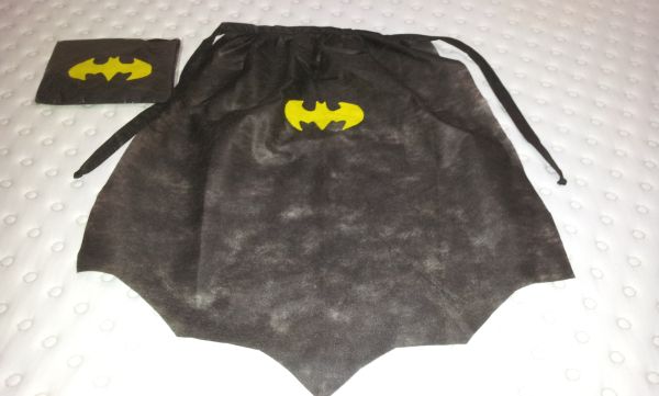 Como fazer fantasias de super-heróis com TNT