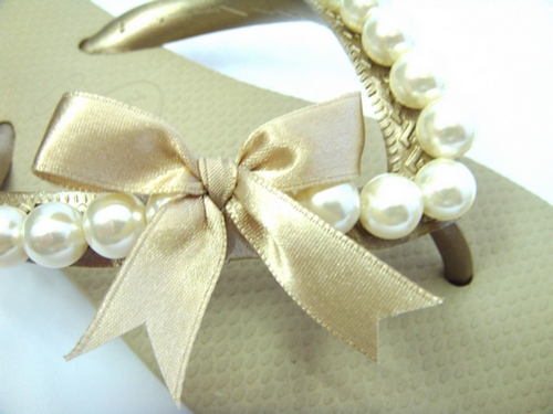 Técnicas Avançadas de Trama de Pérolas para Chinelos