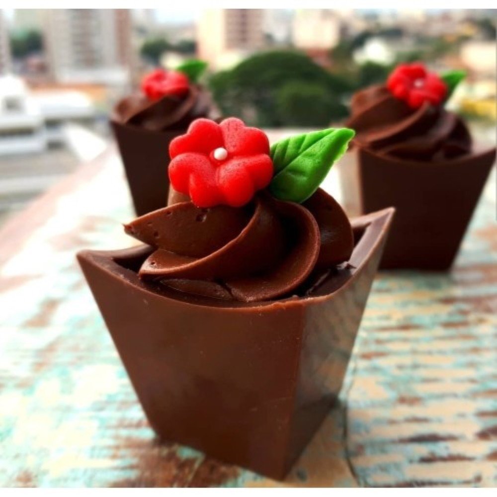 Guia Completo: Como Escolher o Chocolate Ideal para Seus Copinhos