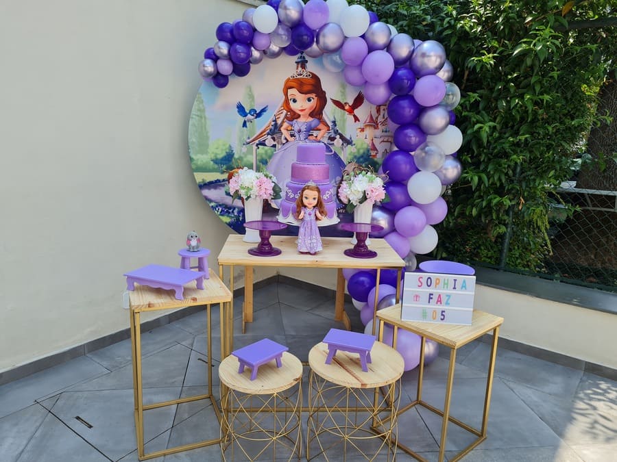 5 Ideias Criativas de Centro de Mesa Princesa Sofia DIY