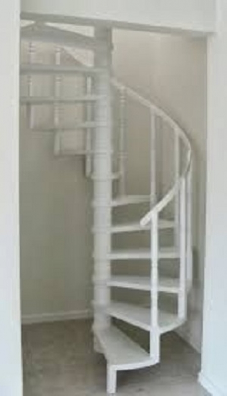 Como calcular as medidas ideais para sua escada caracol