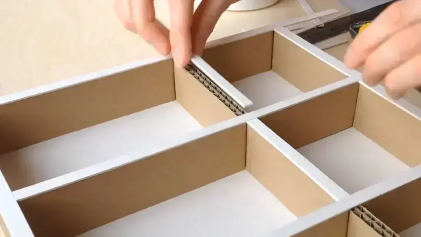 Guia completo de divisórias de madeira para gavetas.