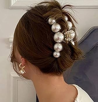 Inspirações de Penteados com Presilhas de Pérolas Feitas à Mão