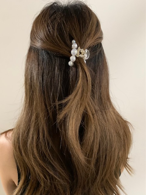 As Melhores Colas para Fixar Pérolas em Tecidos e Metais