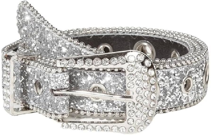 Ideias de looks com cinto de strass