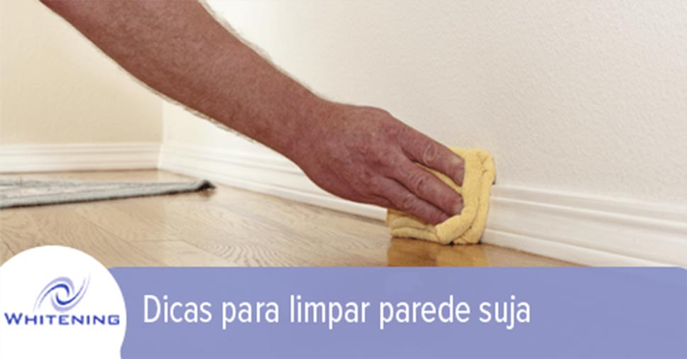 erro comum ao limpar parede branca manchada