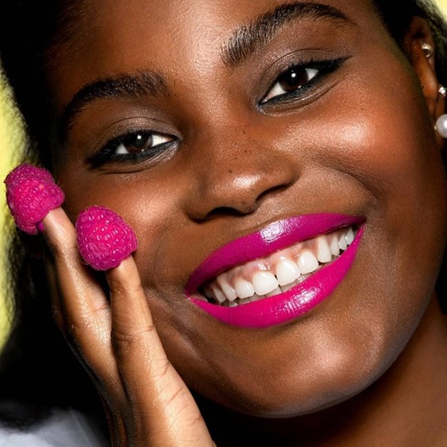 Guia Completo: Como Escolher a Base Perfeita para o Subtom da Sua Pele Morena