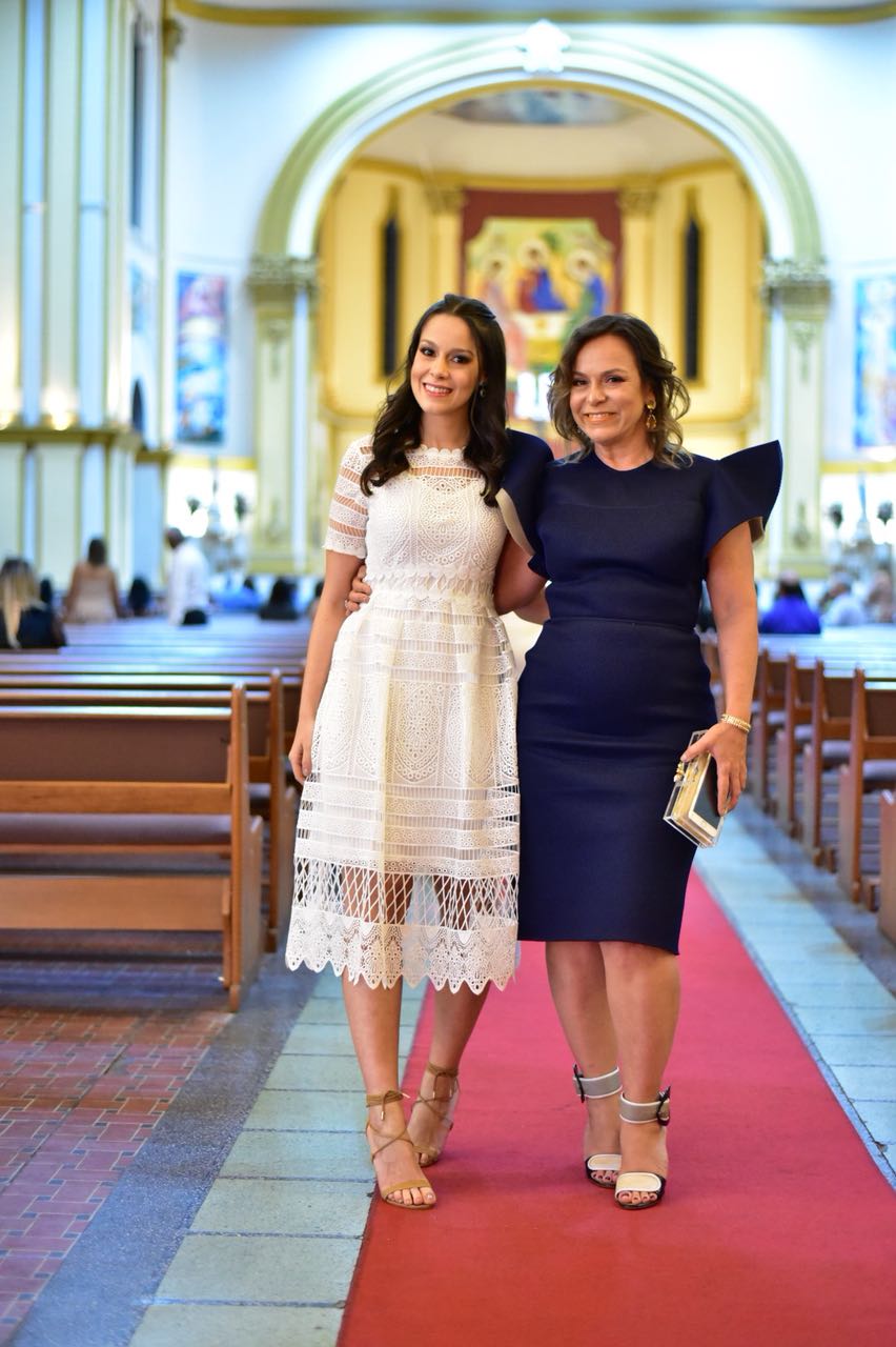 ideias de looks modestos para missa de domingo