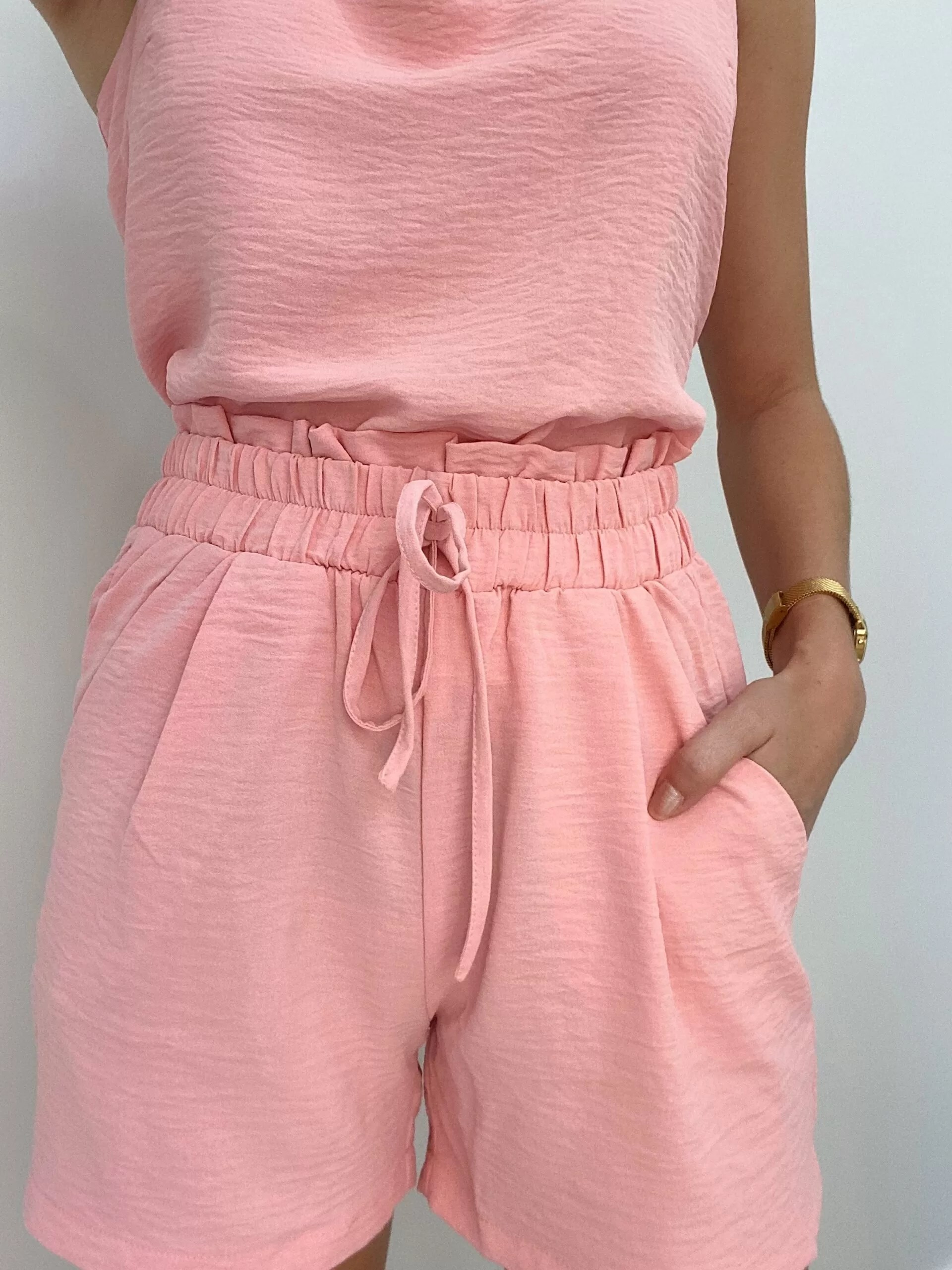 conjunto feminino short e camisa