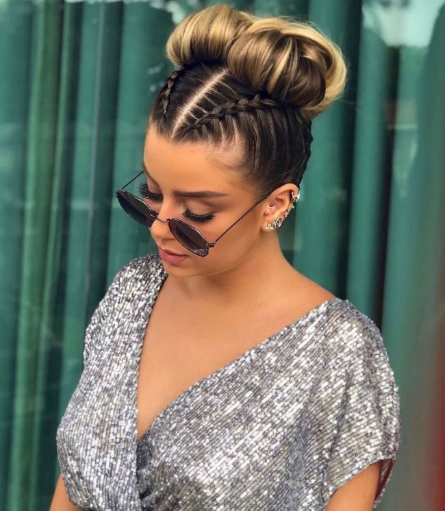 quanto custa um penteado de coque profissional