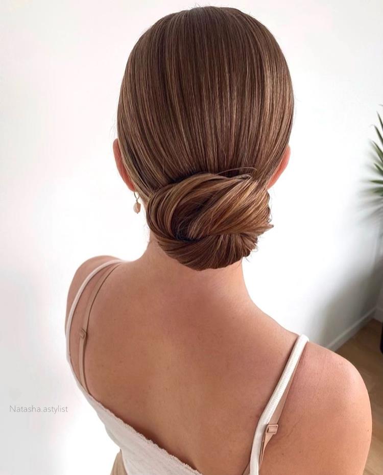 como fazer coque abacaxi para cabelos cacheados