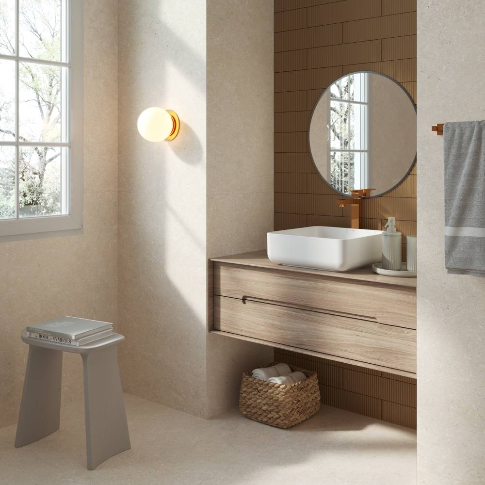 mocha mousse vs curry dourado banheiro