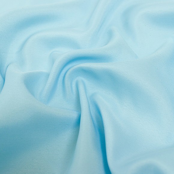 Tendências de Cores 2025/2026: O Reinado do Baby Blue