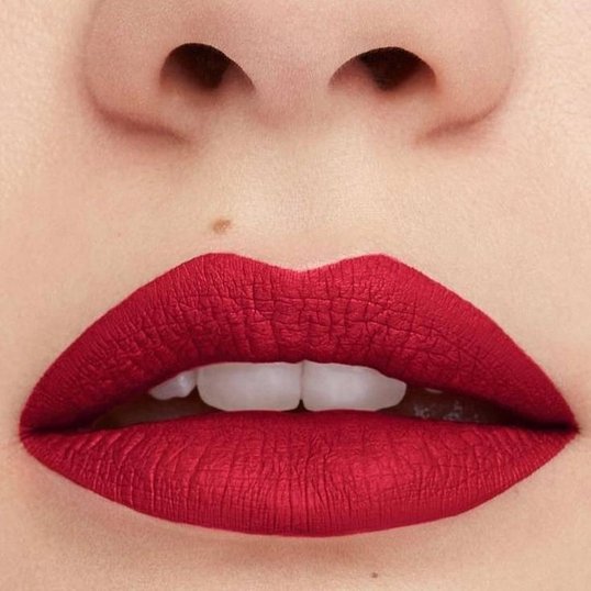 As cores de batom que realçam sua beleza natural por tom de pele