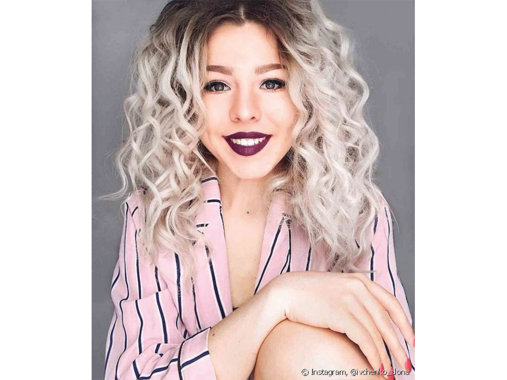 quanto custa pintar cabelo loiro escuro acinzentado no salão