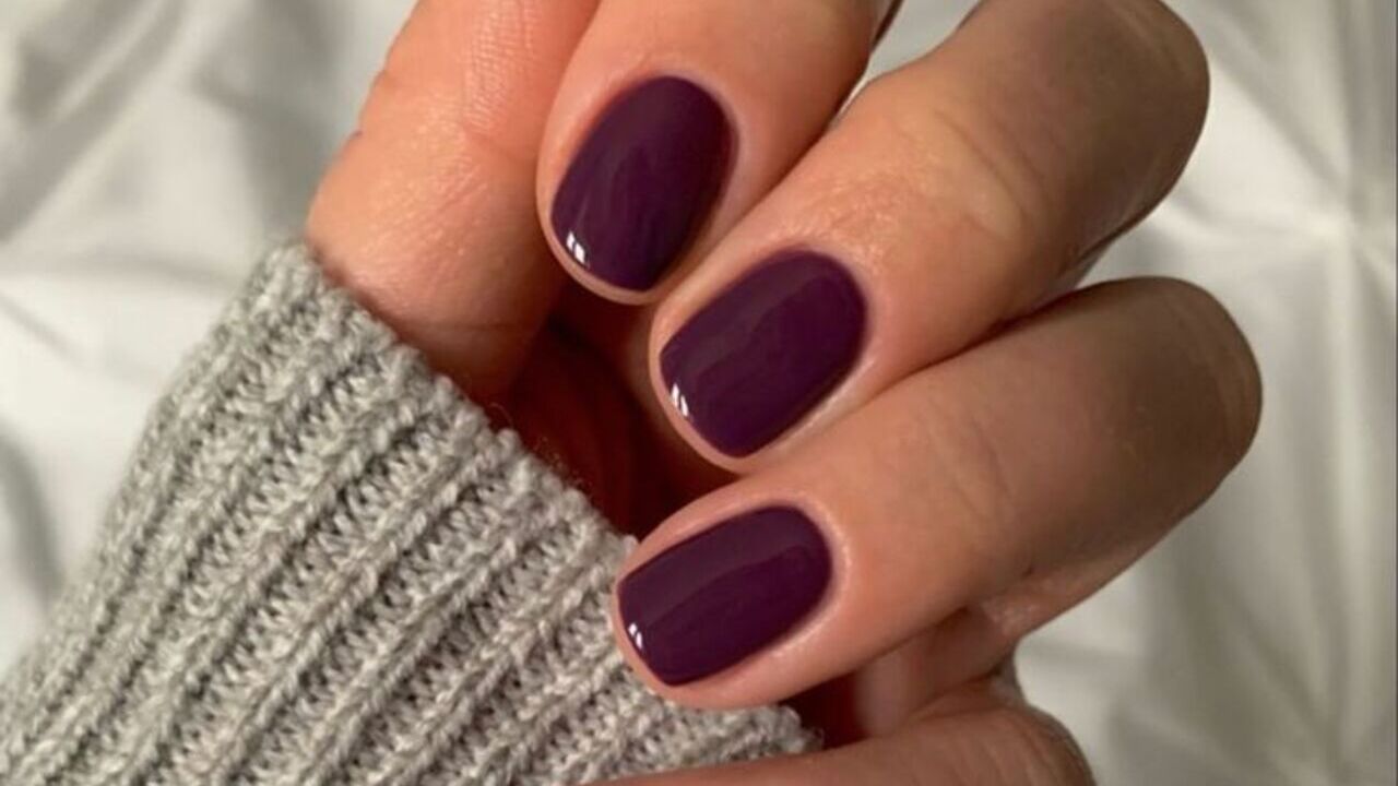 Esmaltes Clássicos que Nunca Saem de Moda: Guia 2026