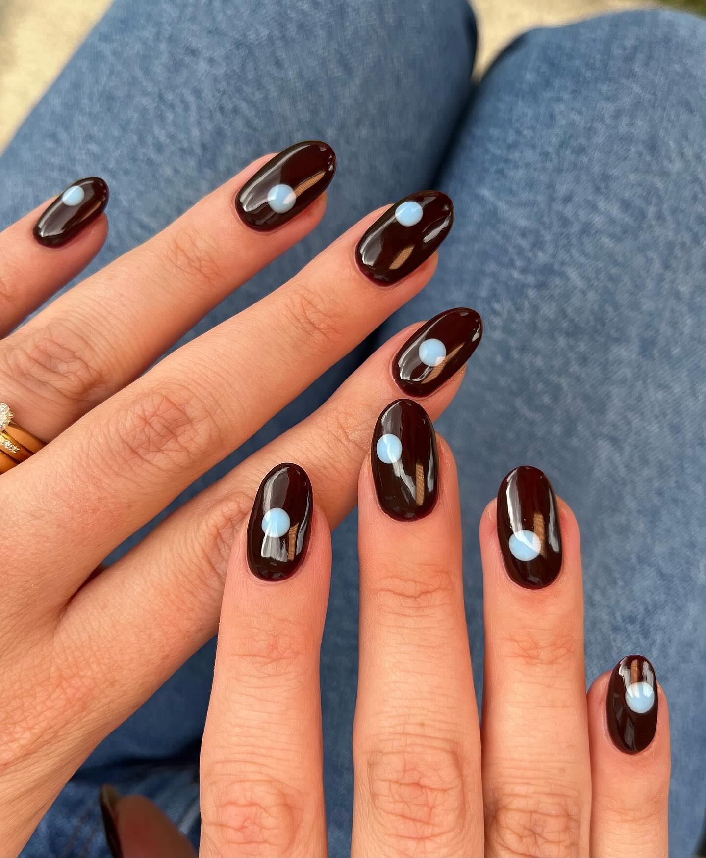 cores de unhas que transmitem sofisticação