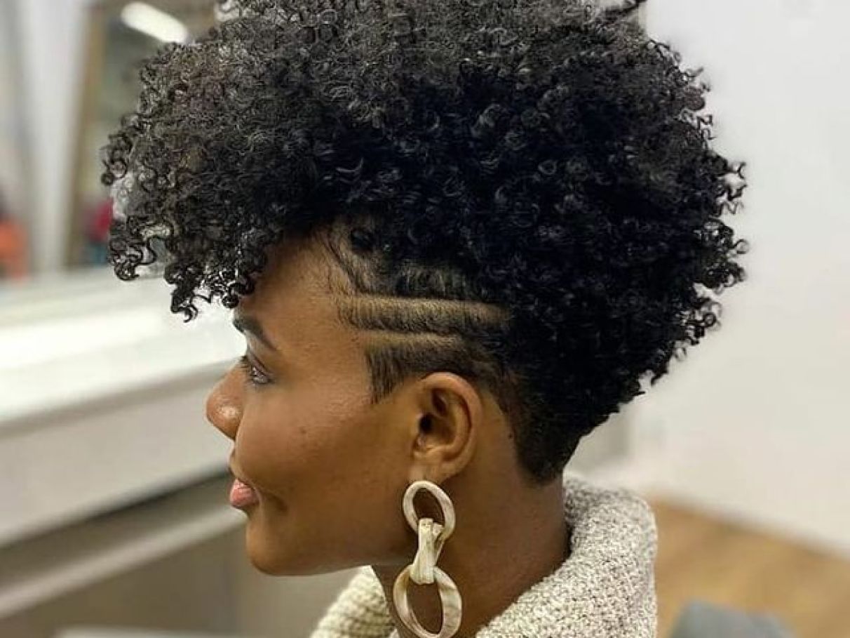 corte de cabelo black feminino para rosto redondo