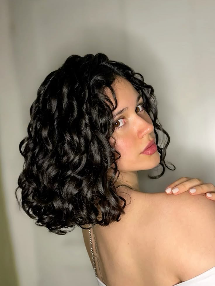 corte cacheado feminino 2026