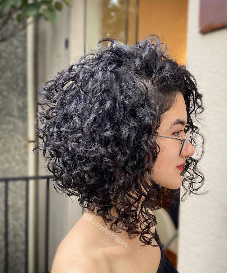 corte pixie para cabelo cacheado