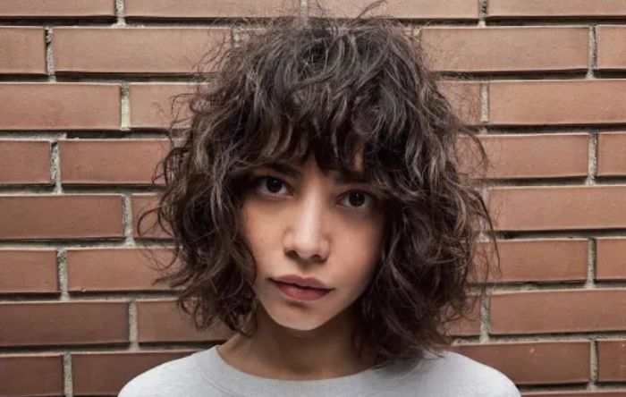 corte de cabelo feminino juvenil para rosto redondo