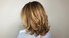 quanto custa fazer corte cabelo u em camadas salão