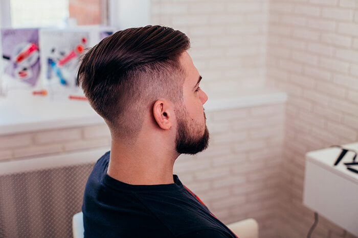 corte degradê vs undercut para cabelo liso masculino