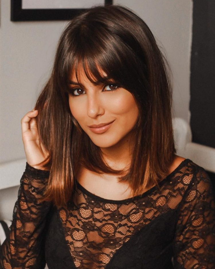 cortes de cabelo que afinam o rosto feminino