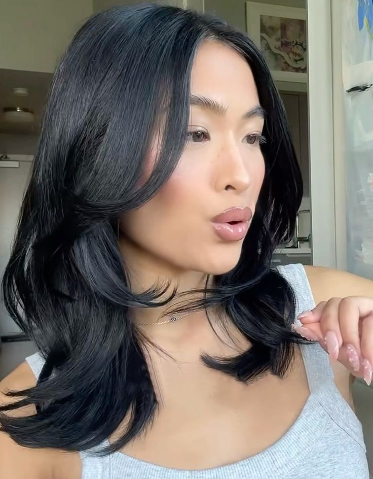 Cabelo Liso Fino e Ralo: Dicas Essenciais para um Corte em Camadas com Volume