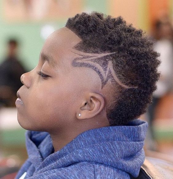 quanto custa um corte de cabelo infantil masculino na barbearia