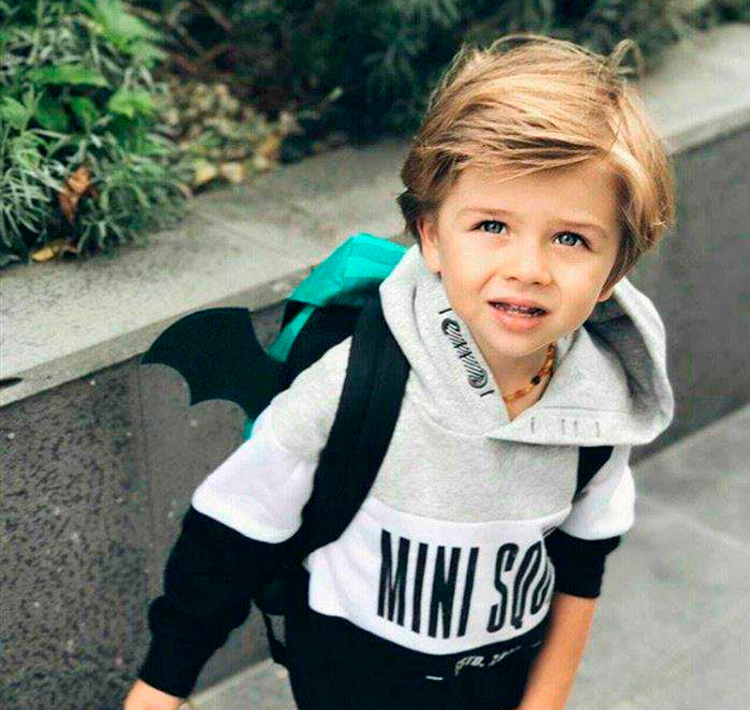 corte de cabelo infantil menino com cabelo crespo