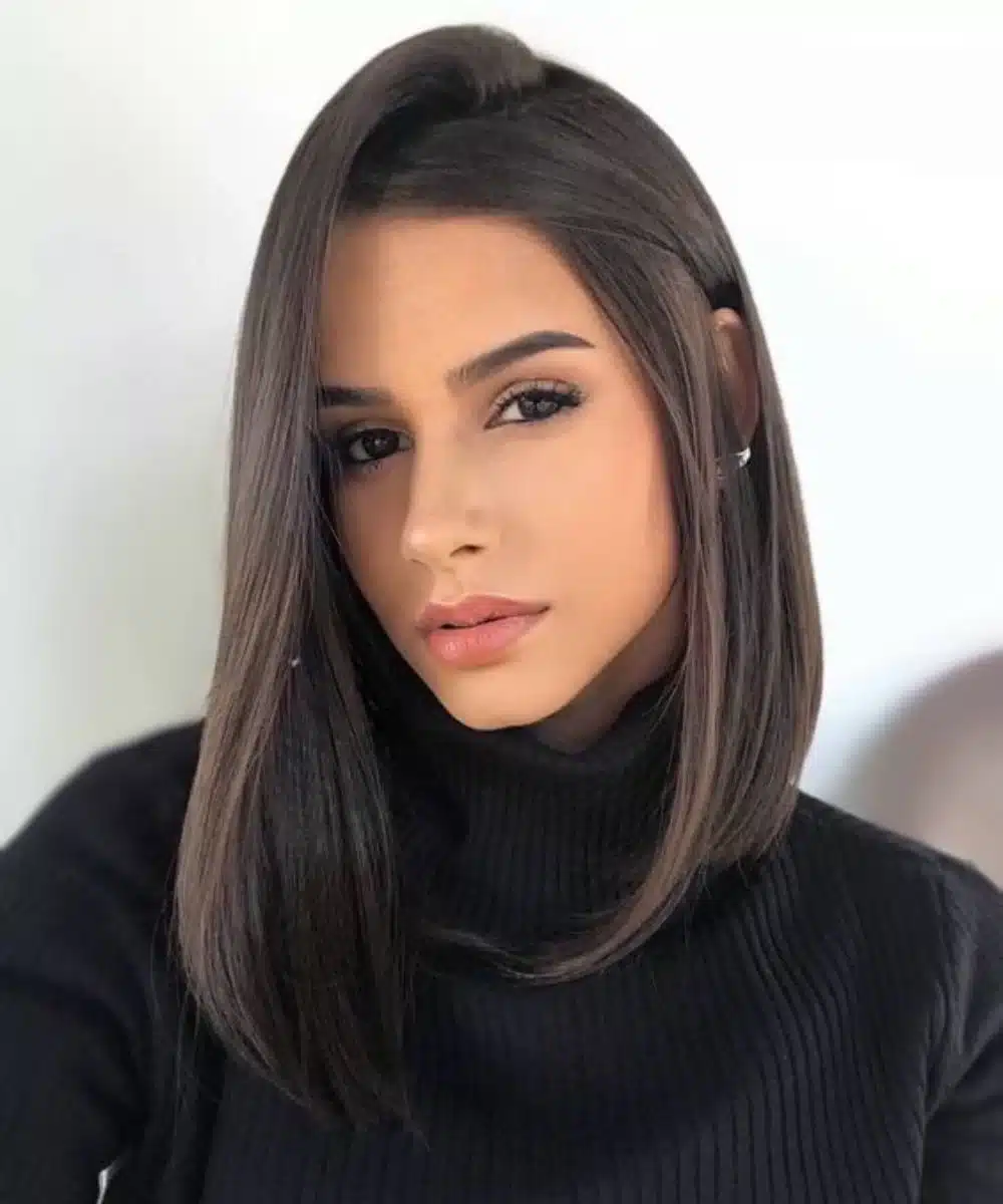 Dicas de styling para afinar o rosto redondo com o cabelo