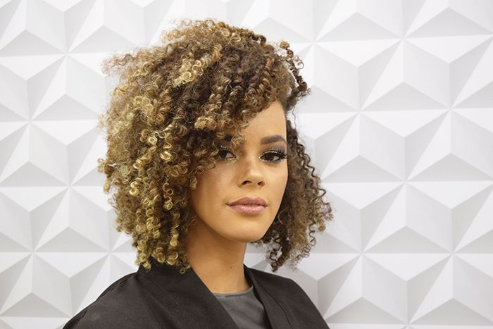 melhores cortes de cabelo crespo para inspirar