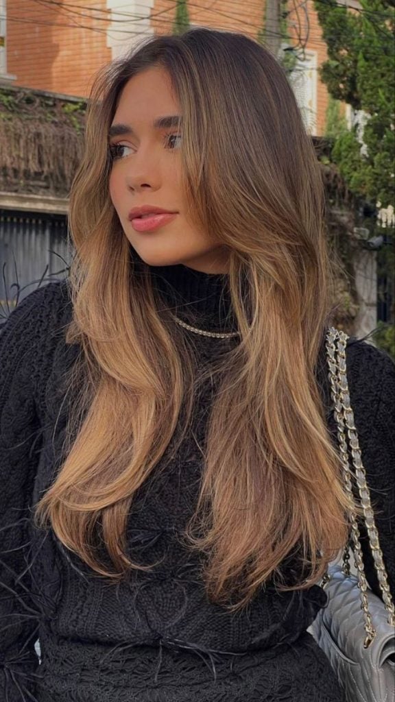 Cortes que dão volume em cabelo liso e fino: Guia completo