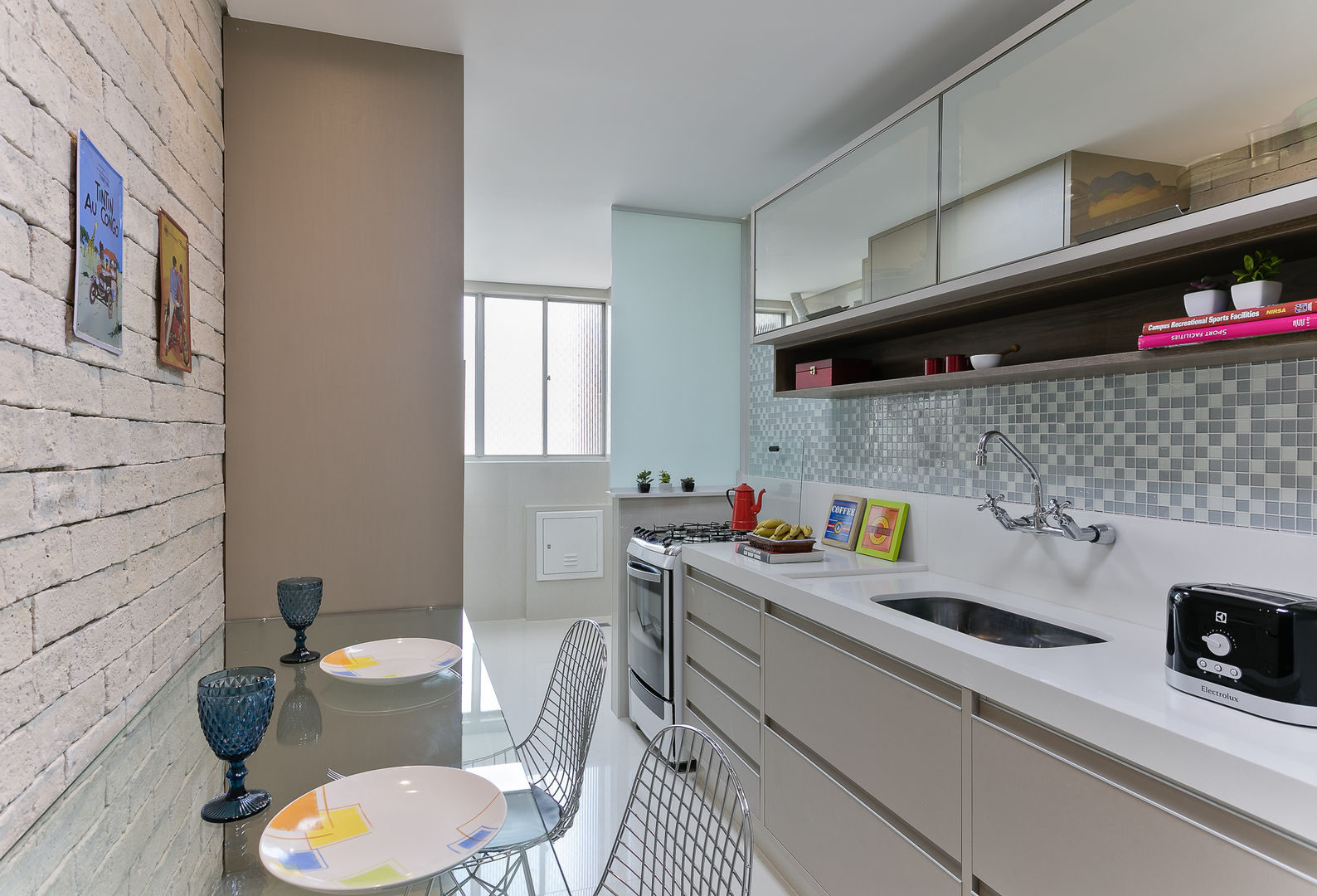 ideias de cozinha com armário superior moderno