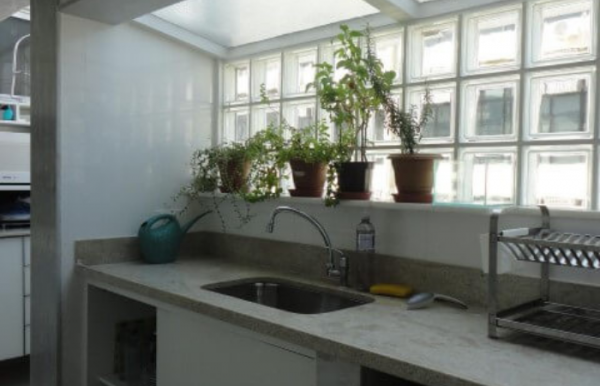 tipos de vidro para porta de armário de cozinha