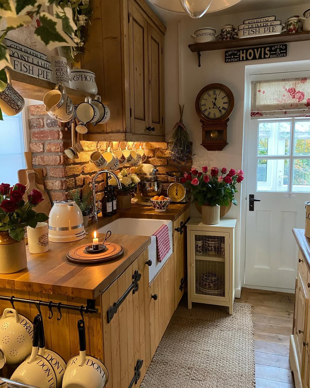 como usar madeira em cozinha farmhouse