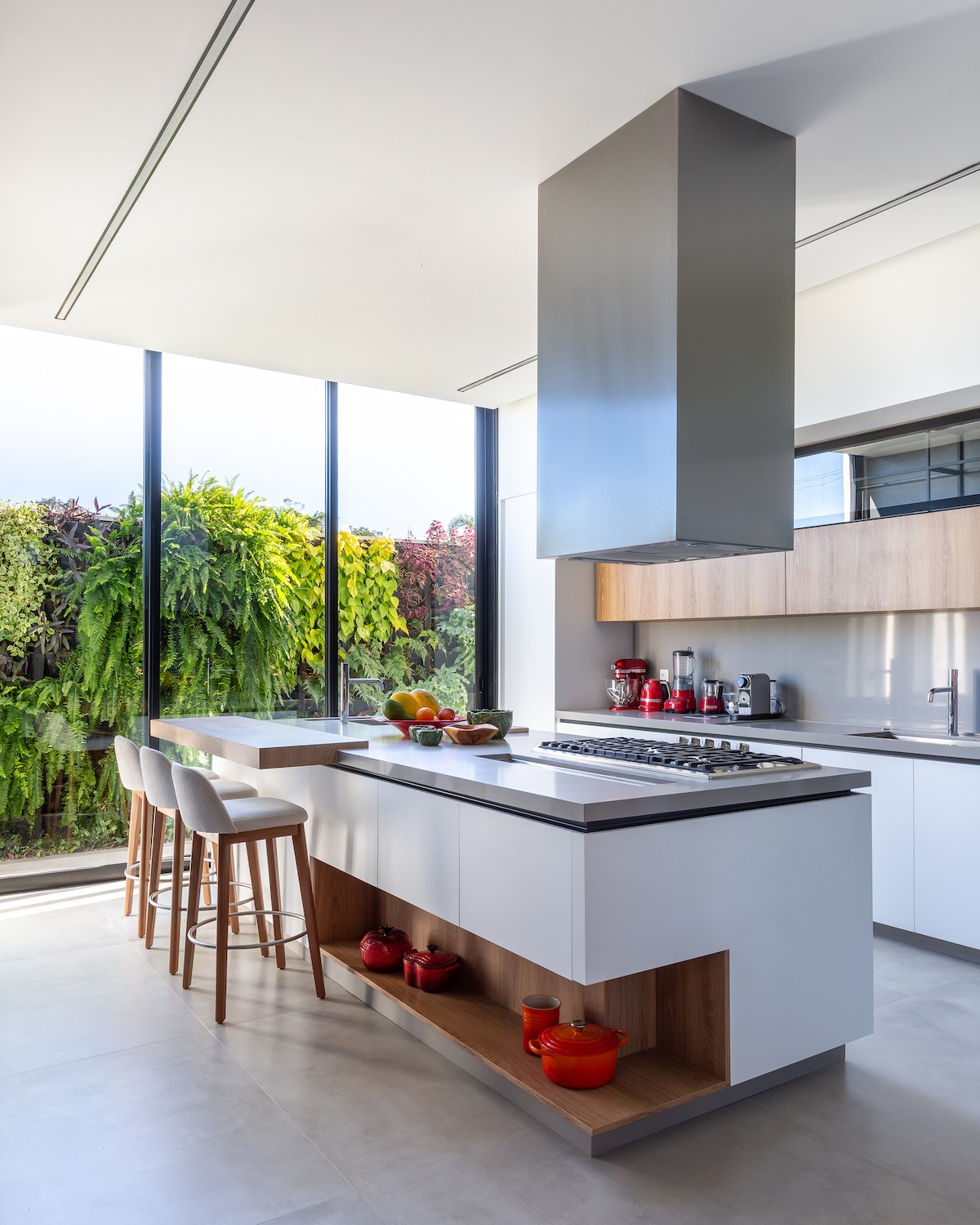 erros comuns projeto cozinha ilha central pequena