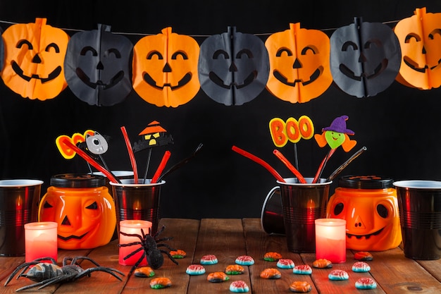 decoracao halloween simples vs elaborada
