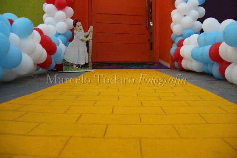 decoração sala mágico de oz vs decoração infantil