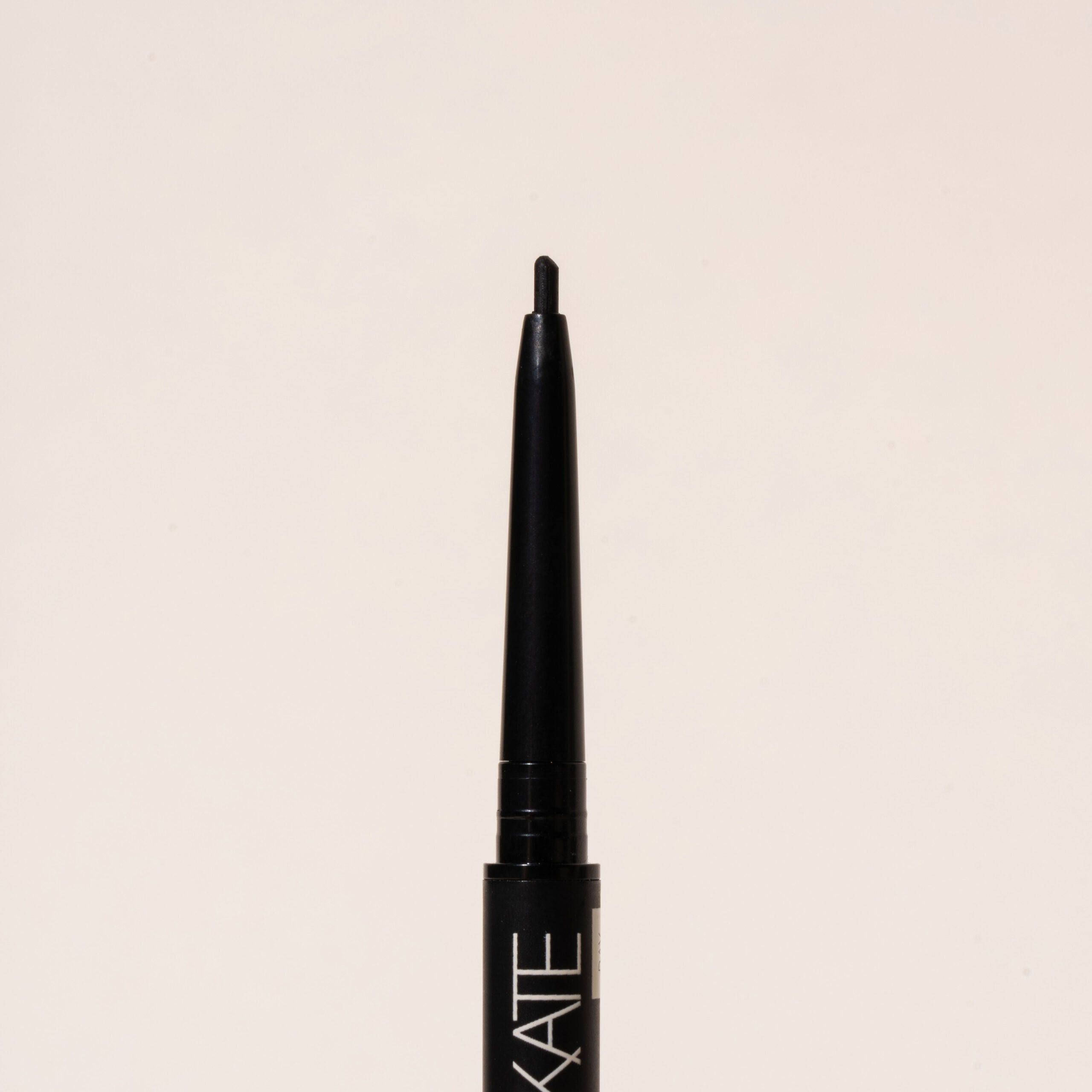 Delineador Líquido vs. Caneta: Qual o Melhor para Você?